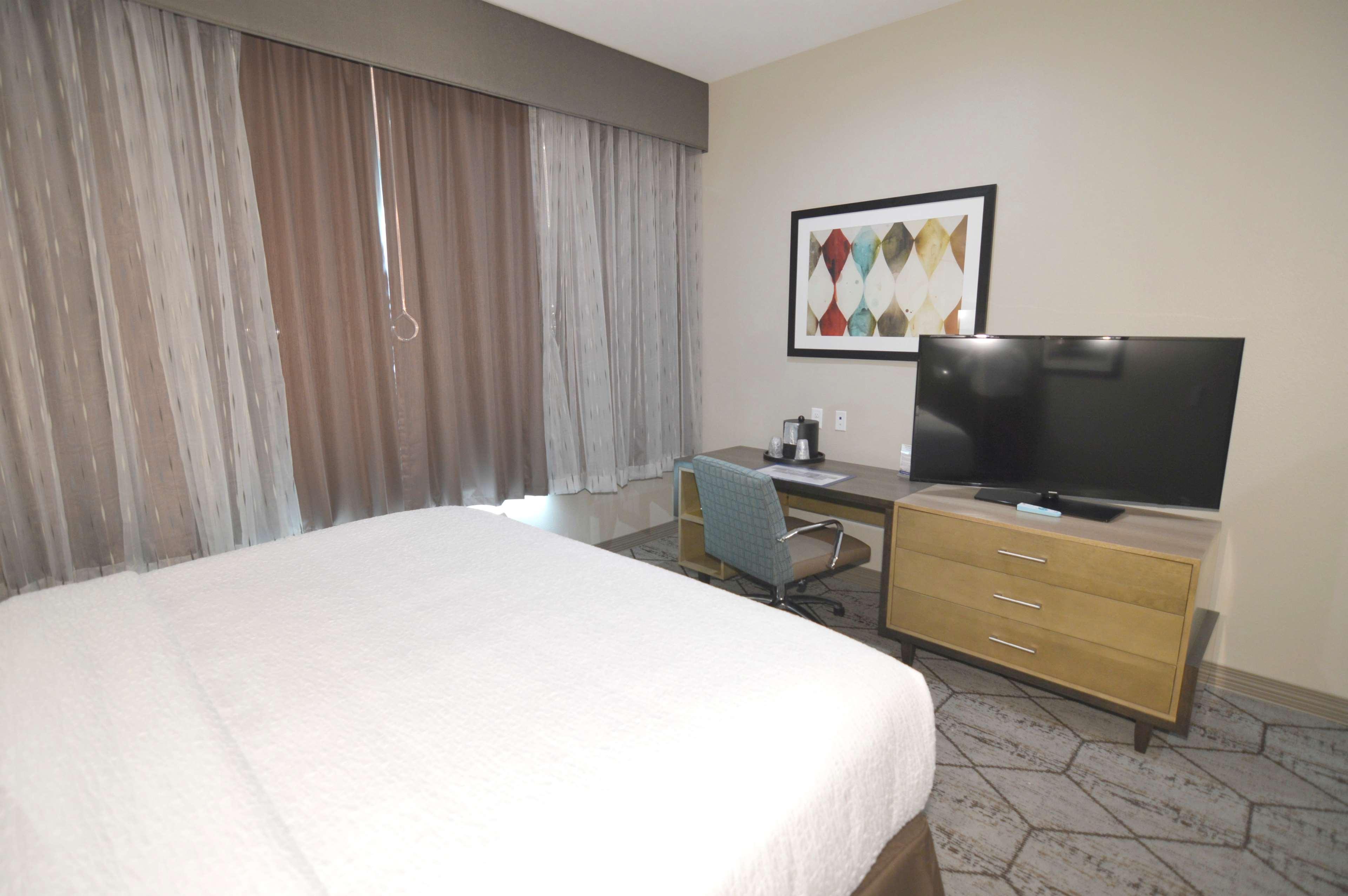 Best Western Plus Pleasanton Hotel Экстерьер фото
